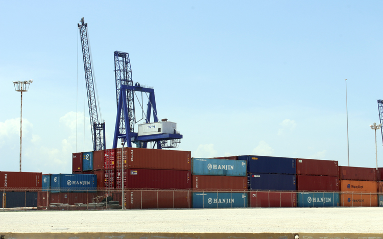 Puertos cierran 1T con 11.6% más contenedores